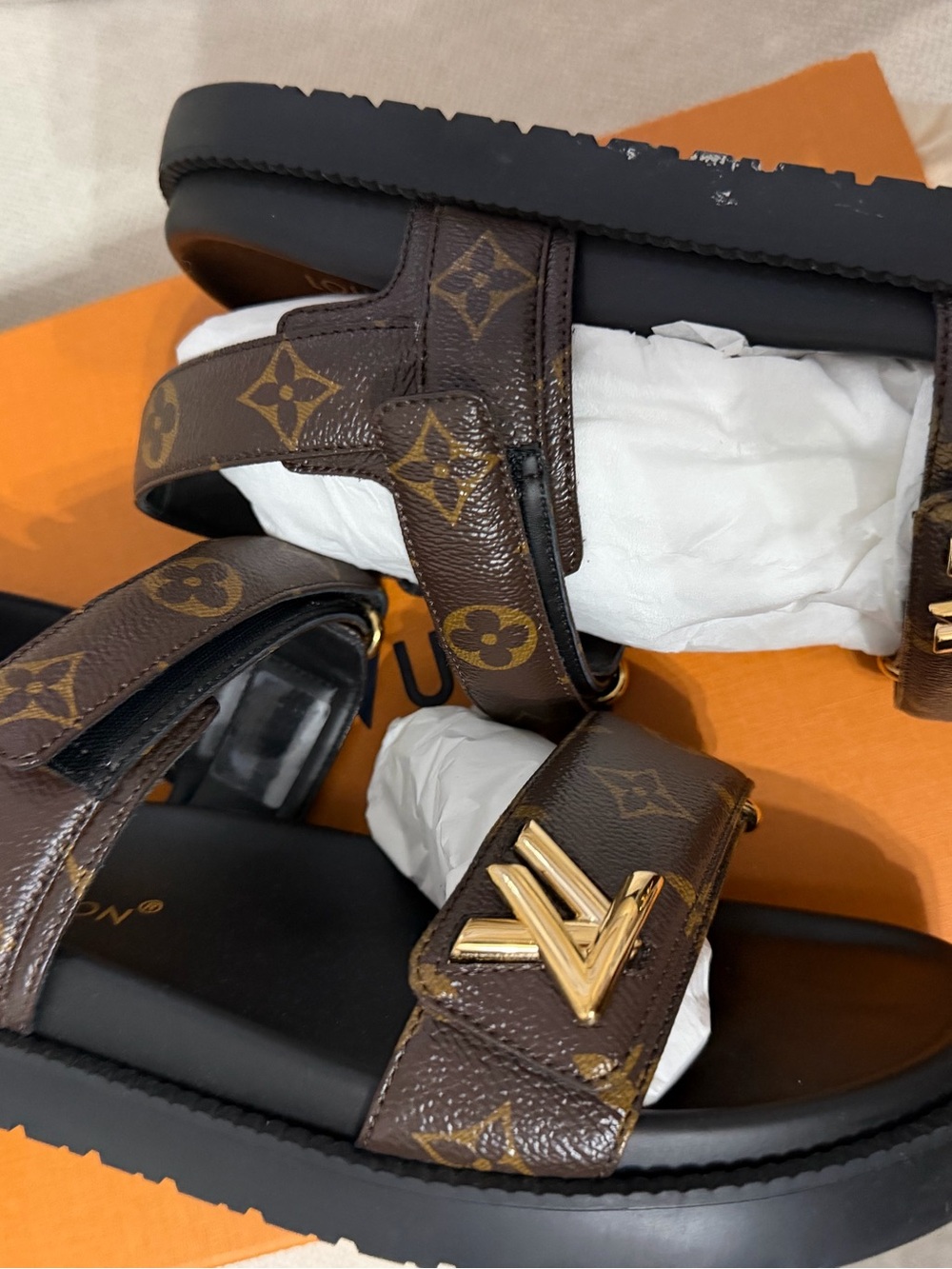 Louis Vuitton Sunset Comfort Flat Sandals - LV Monogram (Size 42 EU) - Picture 3 of 12